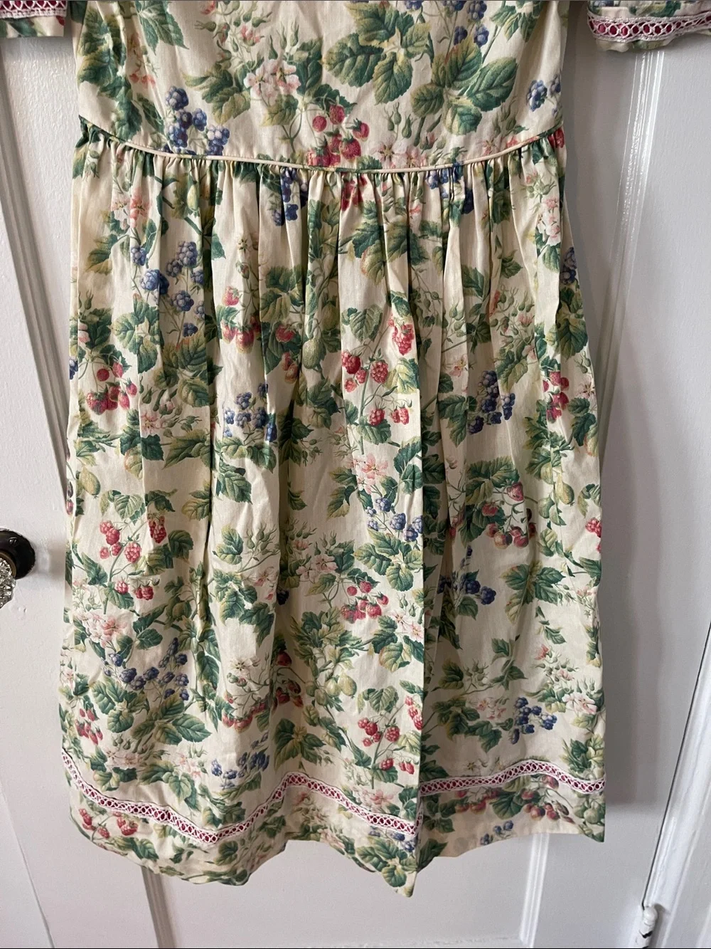 Vintage Rare Editions Gunne Sax Cottagecore Floral Puff Sleeve Dress
